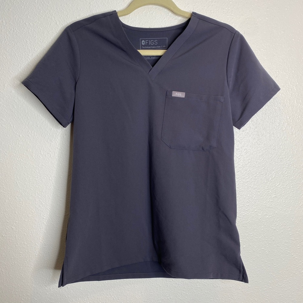 NWT FIGS Technical Collection Catarina One Pocket‎ Scrub Top Women's XS Gray